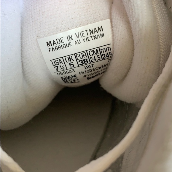 Reebok Lifestyle Freestyle Hi size 7.5 - Picture 3 of 3